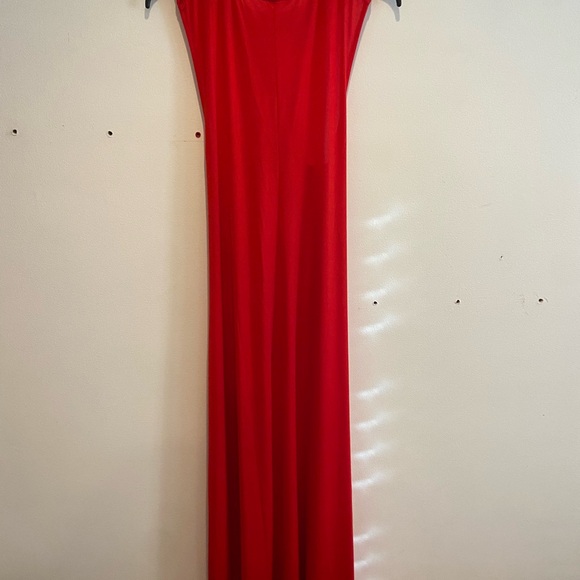 NWT Elegant Red Halter Dress with Gold Detailing - Luxury Occassion Maxi Dress - Picture 6 of 10